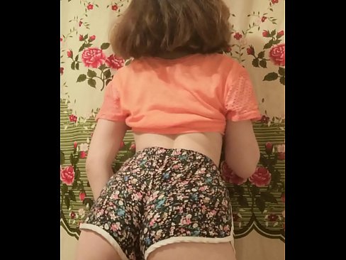 ❤️ Sexy jong baba wat haar kortbroek op kamera uittrek Russiese pornografie op af.sex-porntube.ru ☑
